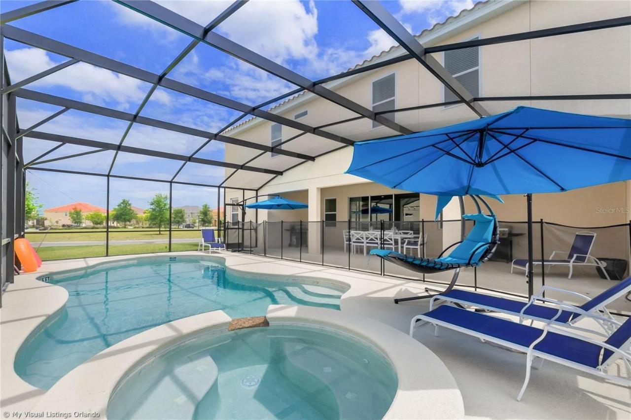 Hotel Oakwood Oasis Davenport Exterior foto