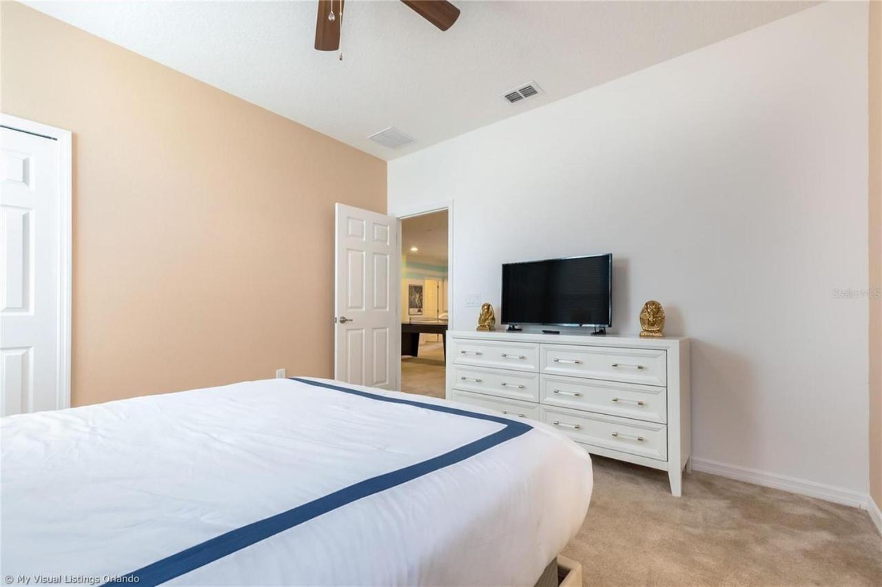 Hotel Oakwood Oasis Davenport Exterior foto