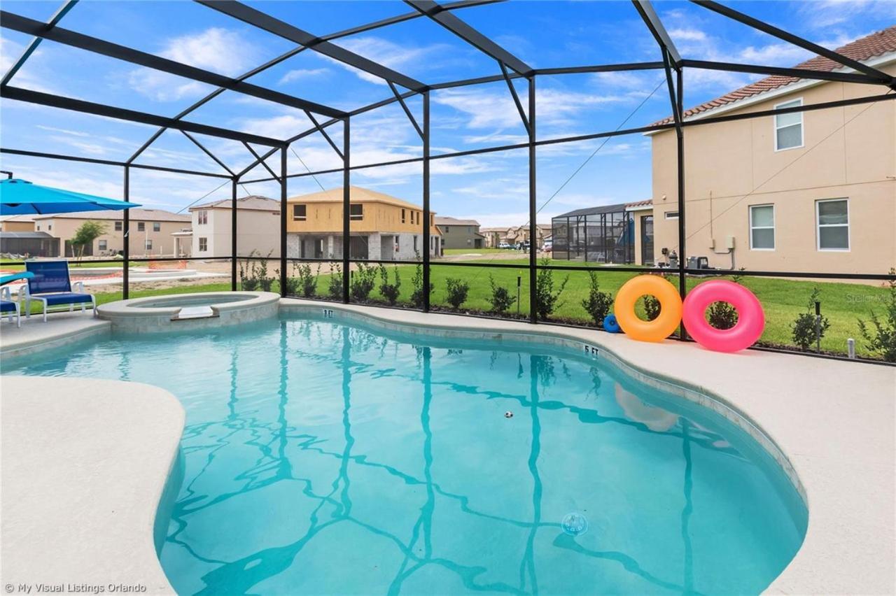 Hotel Oakwood Oasis Davenport Exterior foto
